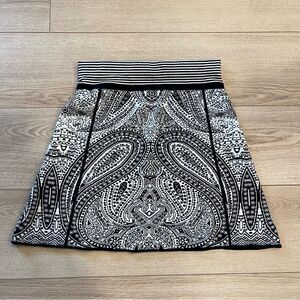 Title Nine Black White A-Line Sweater Skirt Cotton Blend Paisley Mini Size XS